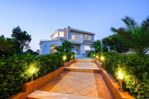 SP Private Holidays